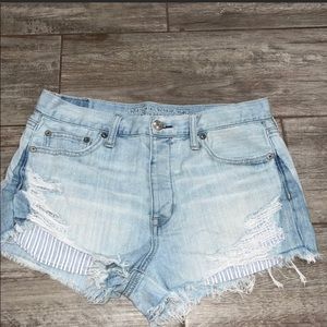 SOLD-American Eagle vintage high rise festival shorts